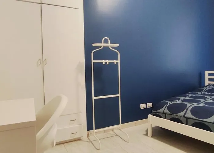 Ippolito Nievo Flat A Trastevere רומא