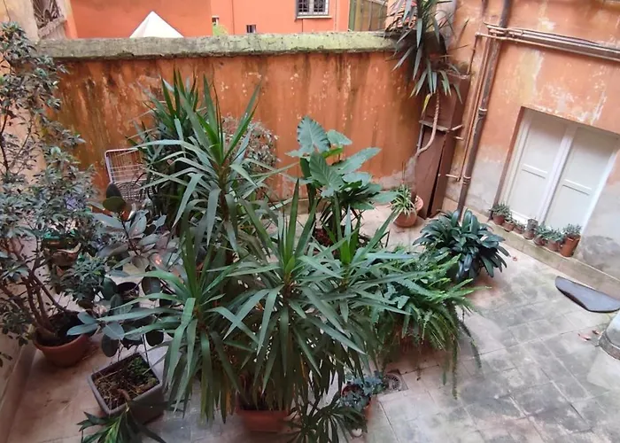 Ippolito Nievo Flat A Trastevere *