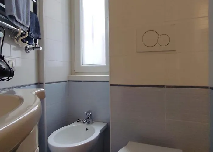 Ippolito Nievo Flat A Trastevere דירה רומא
